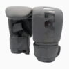 Mat zwarte bokszakhandschoenen van RAM fighting gear.