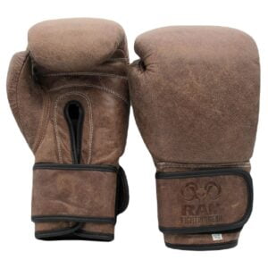 Retro bruine kickbokshandschoenen van RAM fighting gear.